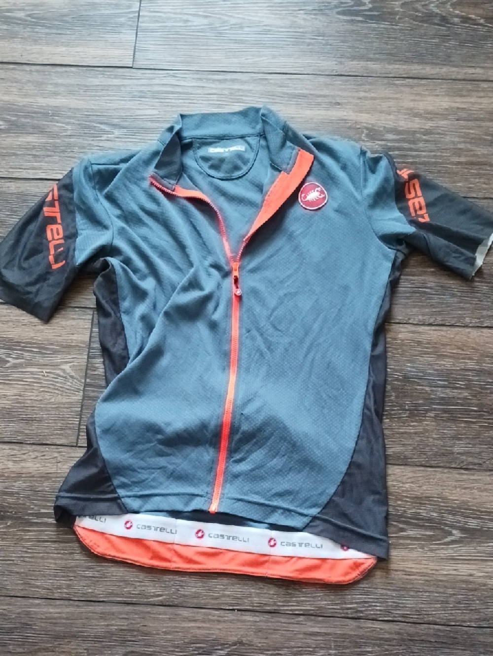 Castrelli Cycling Jersey Size Medium